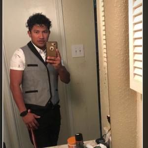 Meet your Posher, Anibal